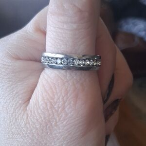 Titanium Jeweled Mens Ring Size 10